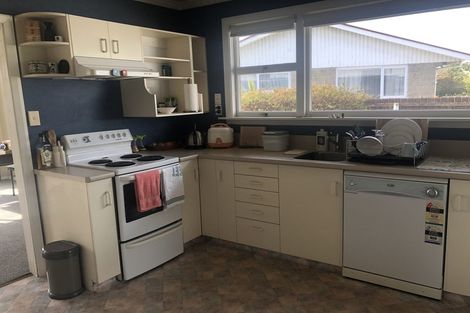 Photo of property in 4 Kilsythe Place, Bishopdale, Christchurch, 8053