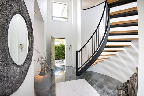 Photo of property in 31a Stanley Point Road, Stanley Point, Auckland, 0624