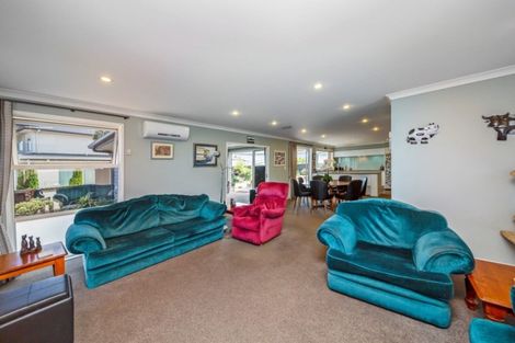 Photo of property in 28 Coby Sydney Drive, Bell Block, New Plymouth, 4312