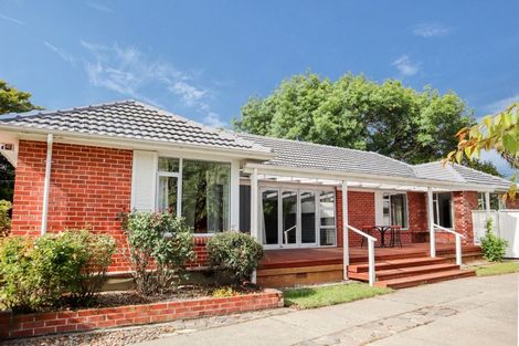 Photo of property in 229 Avonhead Road, Avonhead, Christchurch, 8042