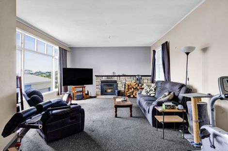 Photo of property in 6 Devon Street, Patea, 4520