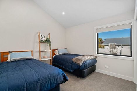 Photo of property in 168a Beacon Point Road, Wanaka, 9305