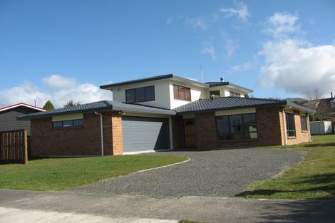 Photo of property in 2 Tui Crescent, Omori, Turangi, 3381