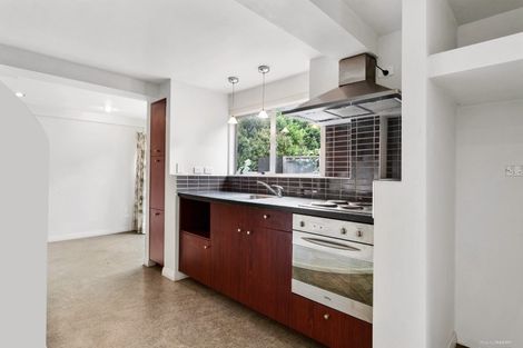 Photo of property in 46a Eskdale Road, Birkdale, Auckland, 0626