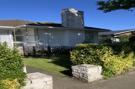 Photo of property in 1/23 Maidstone Road, Ilam, Christchurch, 8041