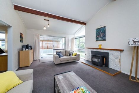 Photo of property in 20 Westhaven Grove, Takaro, Palmerston North, 4412