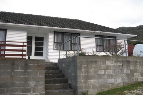 Photo of property in 57 Lees Grove, Wainuiomata, Lower Hutt, 5014