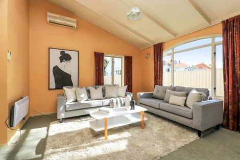 Photo of property in 607a Duke Street, Mahora, Hastings, 4120