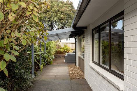 Photo of property in 1 Yale Street, Mount Maunganui, 3116