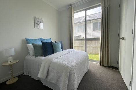 Photo of property in 20 Bearing Parade, Long Bay, Auckland, 0630