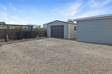 Photo of property in 15 Roore Street, Foxton Beach, Foxton, 4815