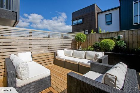 Photo of property in 47 Carder Court, Hobsonville, Auckland, 0618