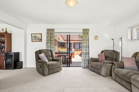 Photo of property in 10 Tatyana Place, Massey, Auckland, 0614