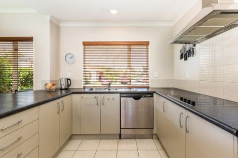Photo of property in 7 Park Lane, Greenmeadows, Napier, 4112