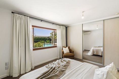 Photo of property in 49 Maritime Terrace, Birkenhead, Auckland, 0626