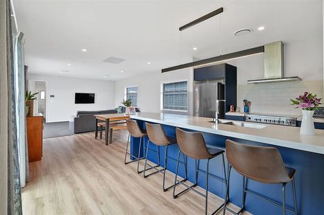 Photo of property in 21 Maurice James Way, Prebbleton, 7604