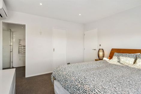 Photo of property in 68 Hebron Road, Waiake, Auckland, 0630