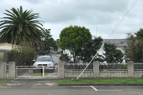 Photo of property in 2 Turenne Street, Inner Kaiti, Gisborne, 4010