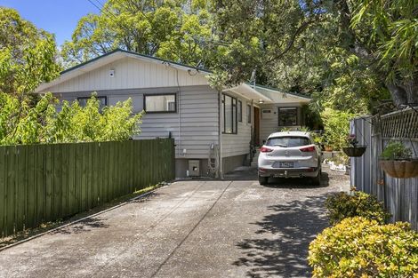Photo of property in 11 Stanley Road, Glenfield, Auckland, 0629