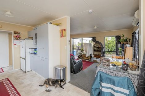 Photo of property in 9 Simcox Street, Otaki Beach, Otaki, 5512