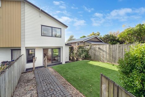 Photo of property in 439a West Coast Road, Glen Eden, Auckland, 0602