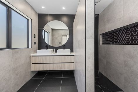 Photo of property in 24 The Meadows Drive, Flagstaff, Hamilton, 3210