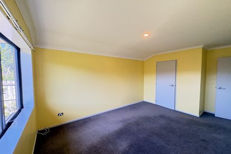 Photo of property in 53 Makora Road, Massey, Auckland, 0614