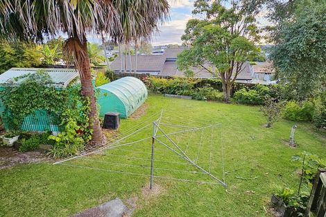 Photo of property in 440 East Coast Road, Windsor Park, Auckland, 0630