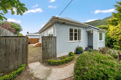 Photo of property in 15 Tyndall Street, Waiwhetu, Lower Hutt, 5010