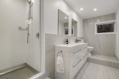 Photo of property in 7 Hume Drive, Hillcrest, Auckland, 0627