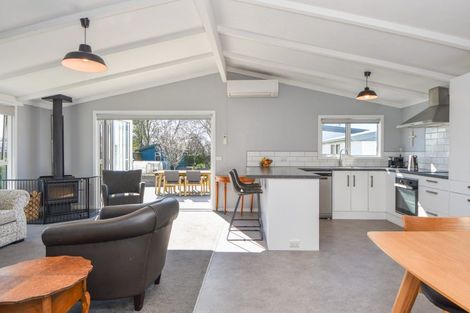 Photo of property in 28 Frederick Street, Carterton, 5713