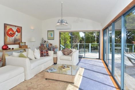 Photo of property in 26 Broadview Road, Opua, 0200