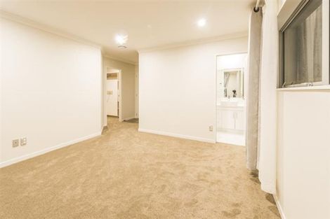 Photo of property in 69 Rosewell Crescent, Flat Bush, Auckland, 2019