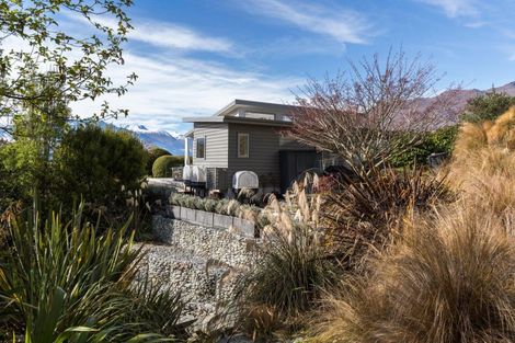 Photo of property in 9 Matakauri Place, Fernhill, Queenstown, 9300