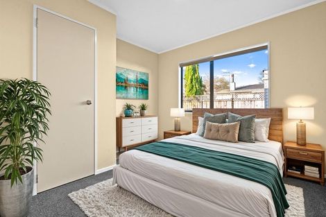 Photo of property in 56 Fernaig Street, Papakura, 2110