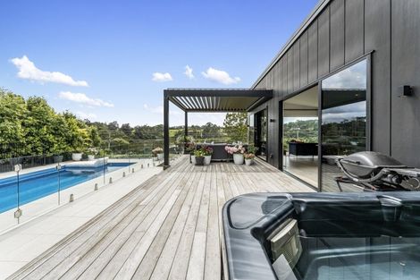 Photo of property in 115 Kaipara Portage Road, Riverhead, 0820