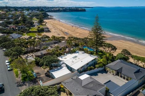 Photo of property in 32 Whitby Crescent, Mairangi Bay, Auckland, 0630