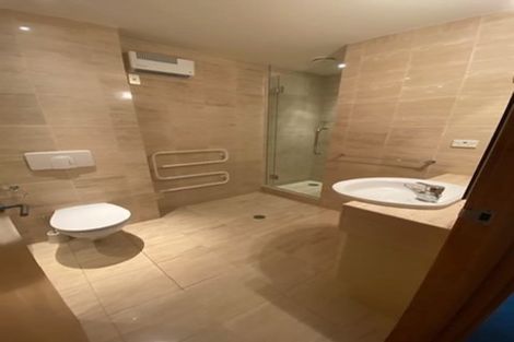 Photo of property in 5/308 Oriental Parade, Oriental Bay, Wellington, 6011