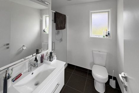 Photo of property in 18 Weld Street, Levin, 5510