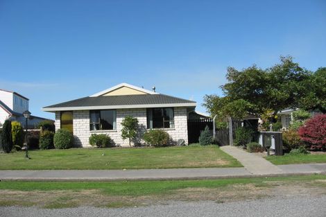 Photo of property in 9 Spring Place, Leeston, 7632