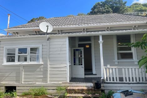 Photo of property in 145 Aro Street, Aro Valley, Wellington, 6021
