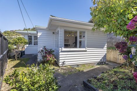 Photo of property in 41 Revans Street, Miramar, Wellington, 6022