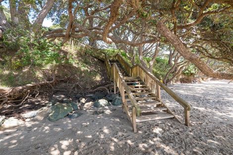 Photo of property in 56 Bayside Drive, Coopers Beach, 0420
