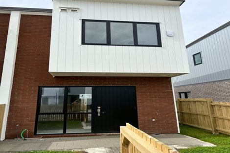 Photo of property in 10 Aumarire Lane, Favona, Auckland, 2024