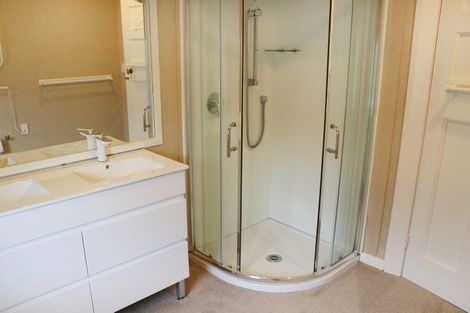 Photo of property in 22 Valpy Street, Saint Clair, Dunedin, 9012