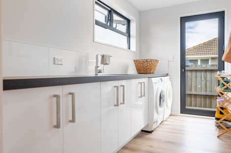 Photo of property in 7a Bideford Place, Dallington, Christchurch, 8061