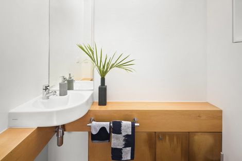 Photo of property in 79a Todman Street, Brooklyn, Wellington, 6021