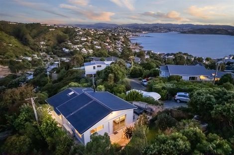 Photo of property in 57 Gordon Road, Plimmerton, Porirua, 5026