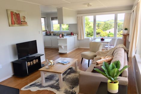 Photo of property in 15 Yorke Road, Haruru, 0204