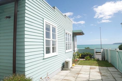 Photo of property in 27 Moana Road, Plimmerton, Porirua, 5026